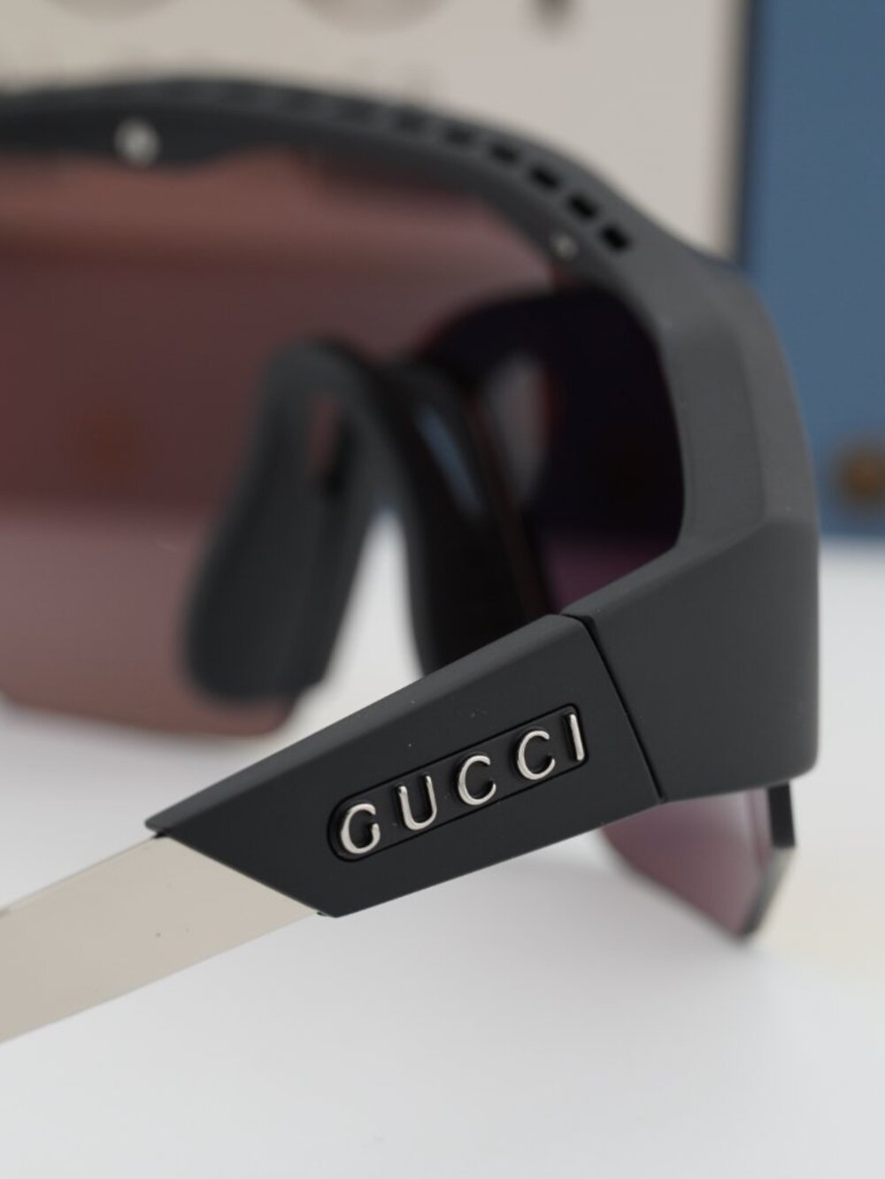 Gucci GG2017S 004 Shield Sunglasses - Black / Orange Mirror - Picture 7 of 11